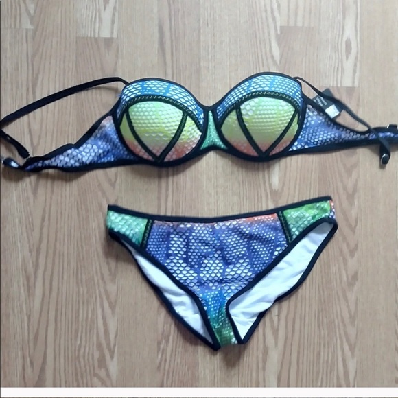 MWT fish net bikini size XL - Picture 1 of 3